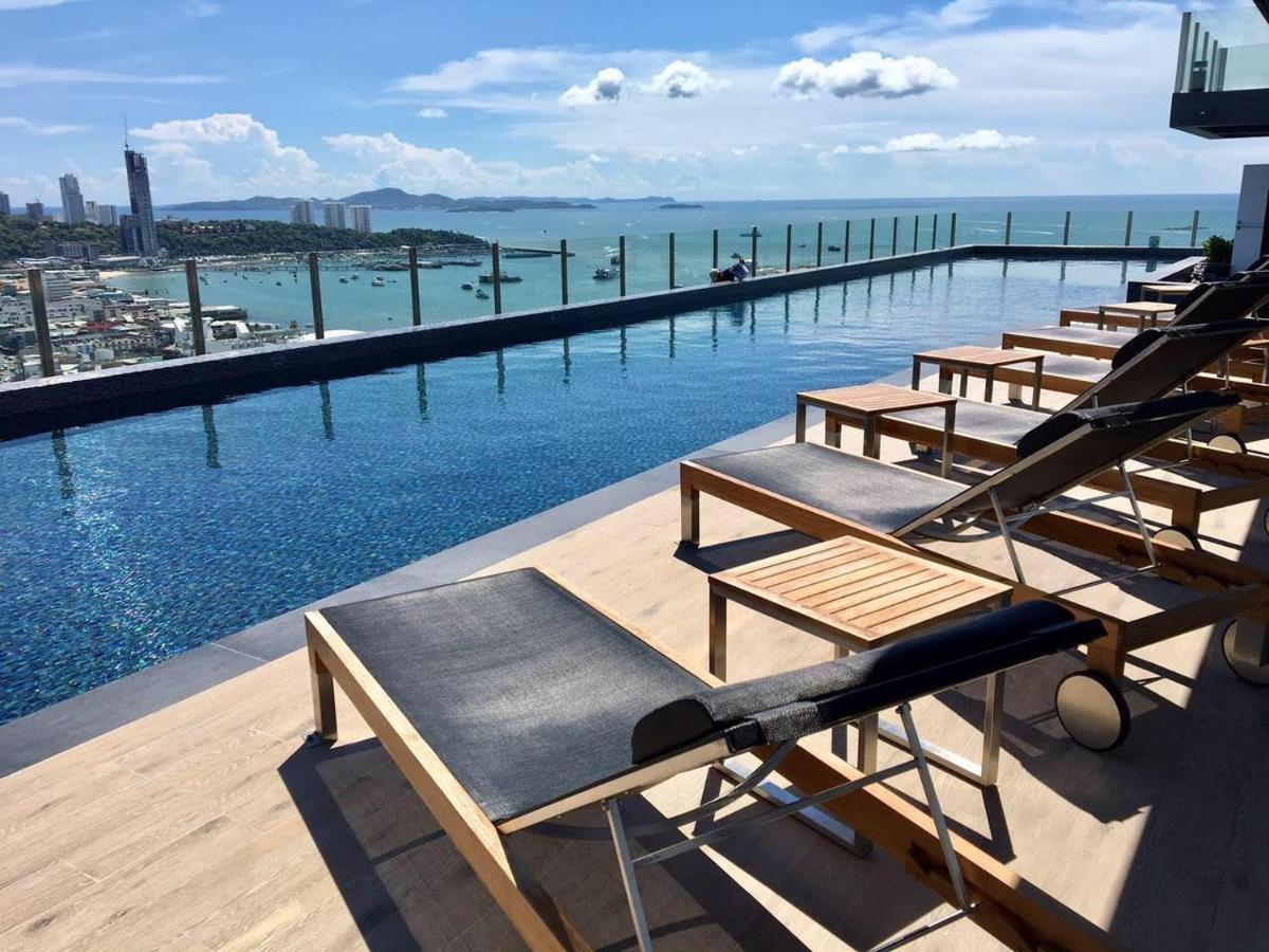 Aparthotel The Base Pattaya Exterior foto